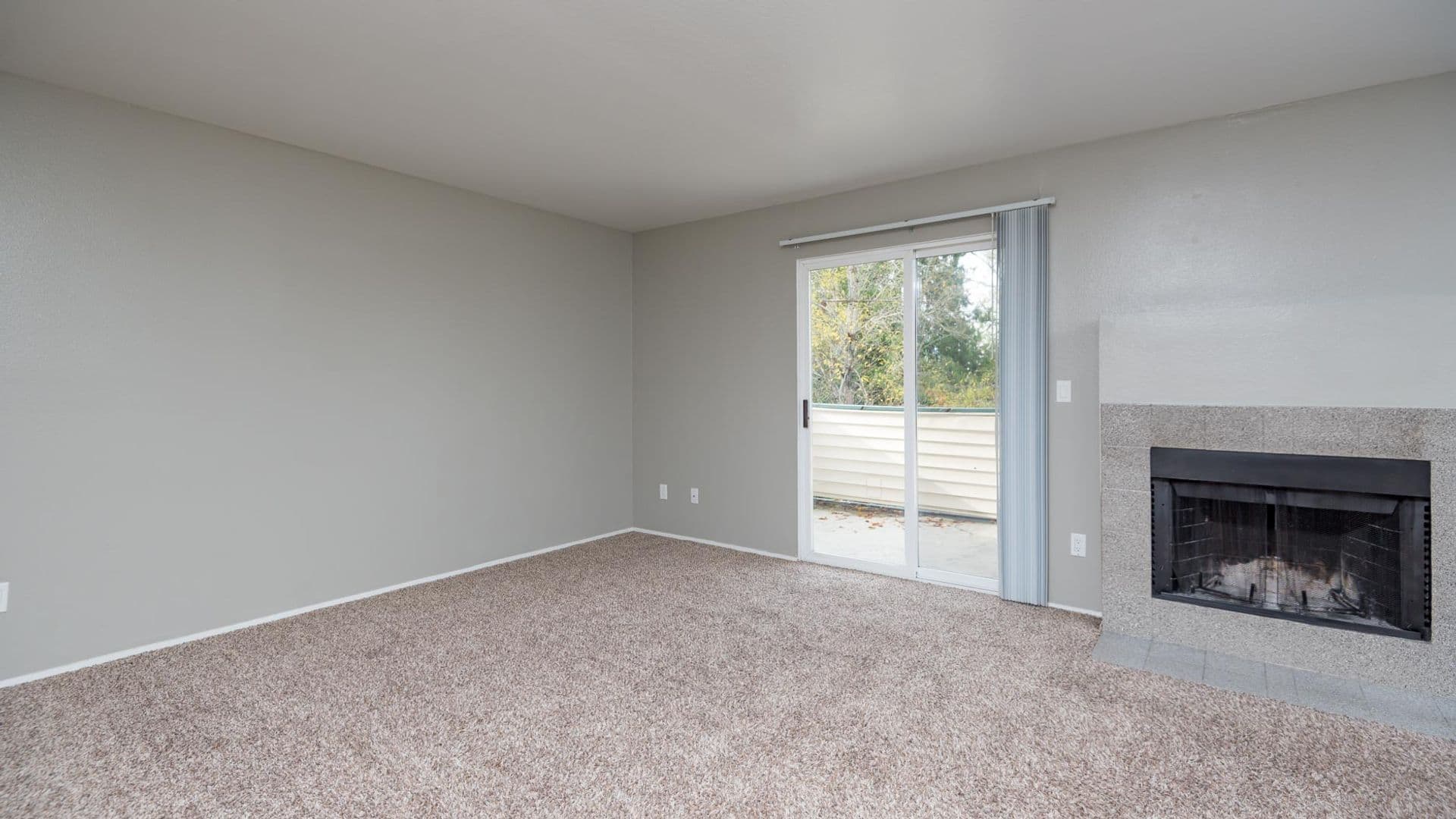 Gresham Apartment: 805 NE Kane Drive