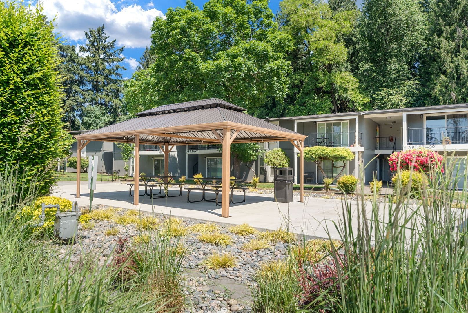 Vancouver Apartment: 3201 E 33rd St