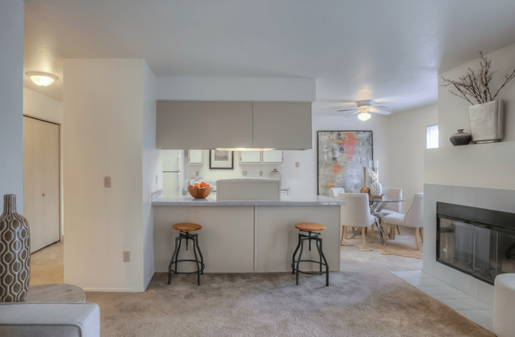 Gresham Apartment: 805 NE Kane Drive