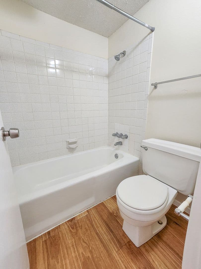 Austin Apartment: 924 E. Dean Keeton Street