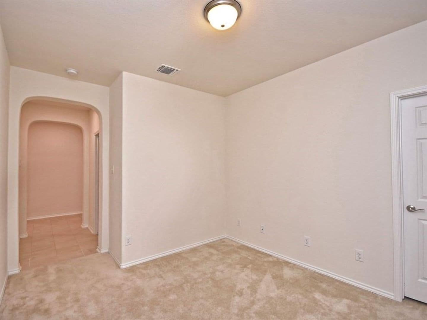 Leander House: 1432 Macfarland Street