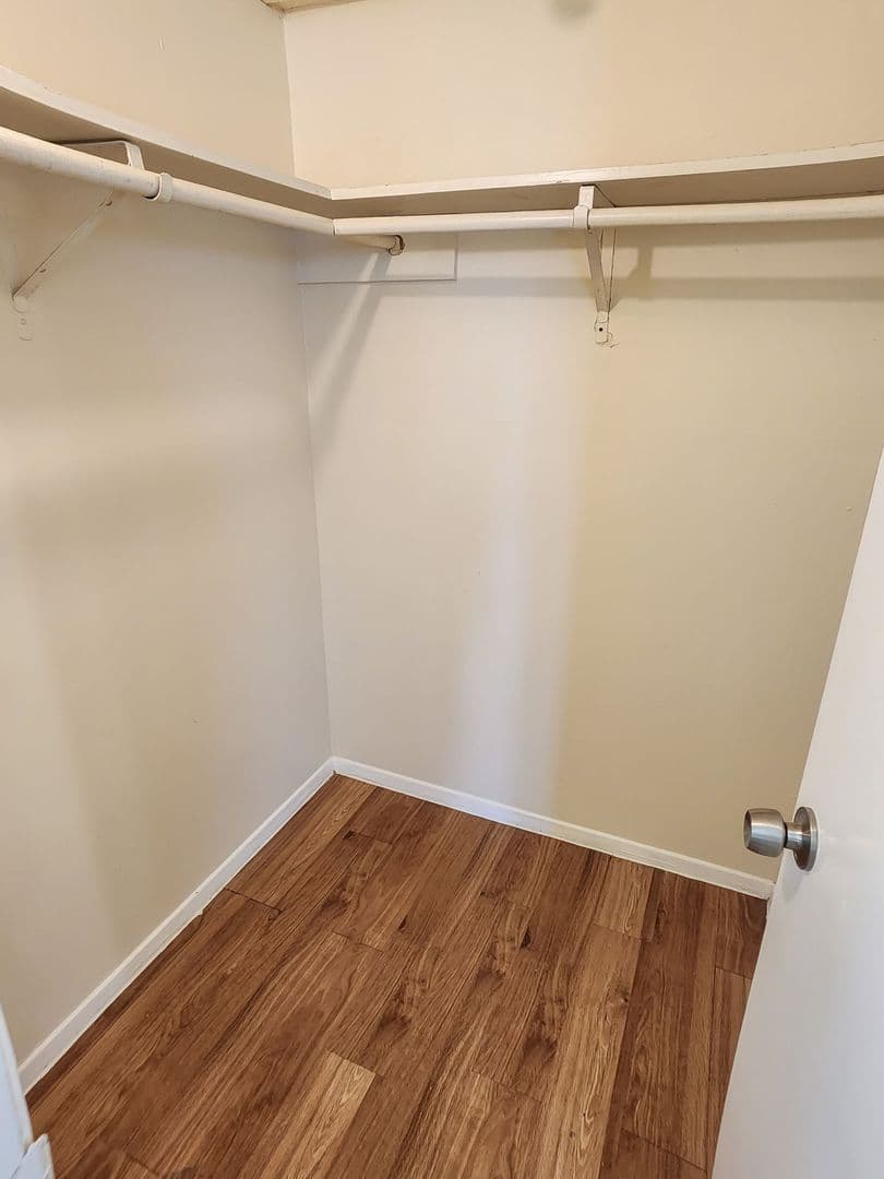 Austin Apartment: 924 E. Dean Keeton Street