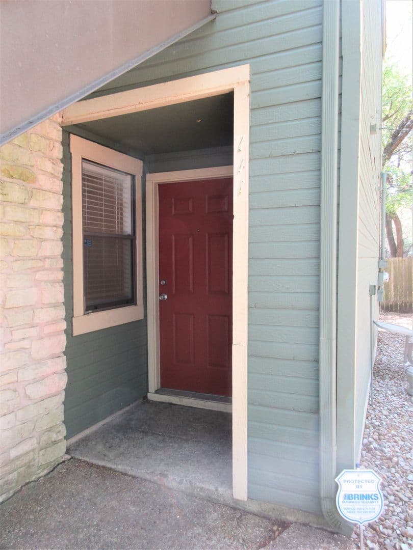 Austin Apartment: 11970 Jollyville Road #111