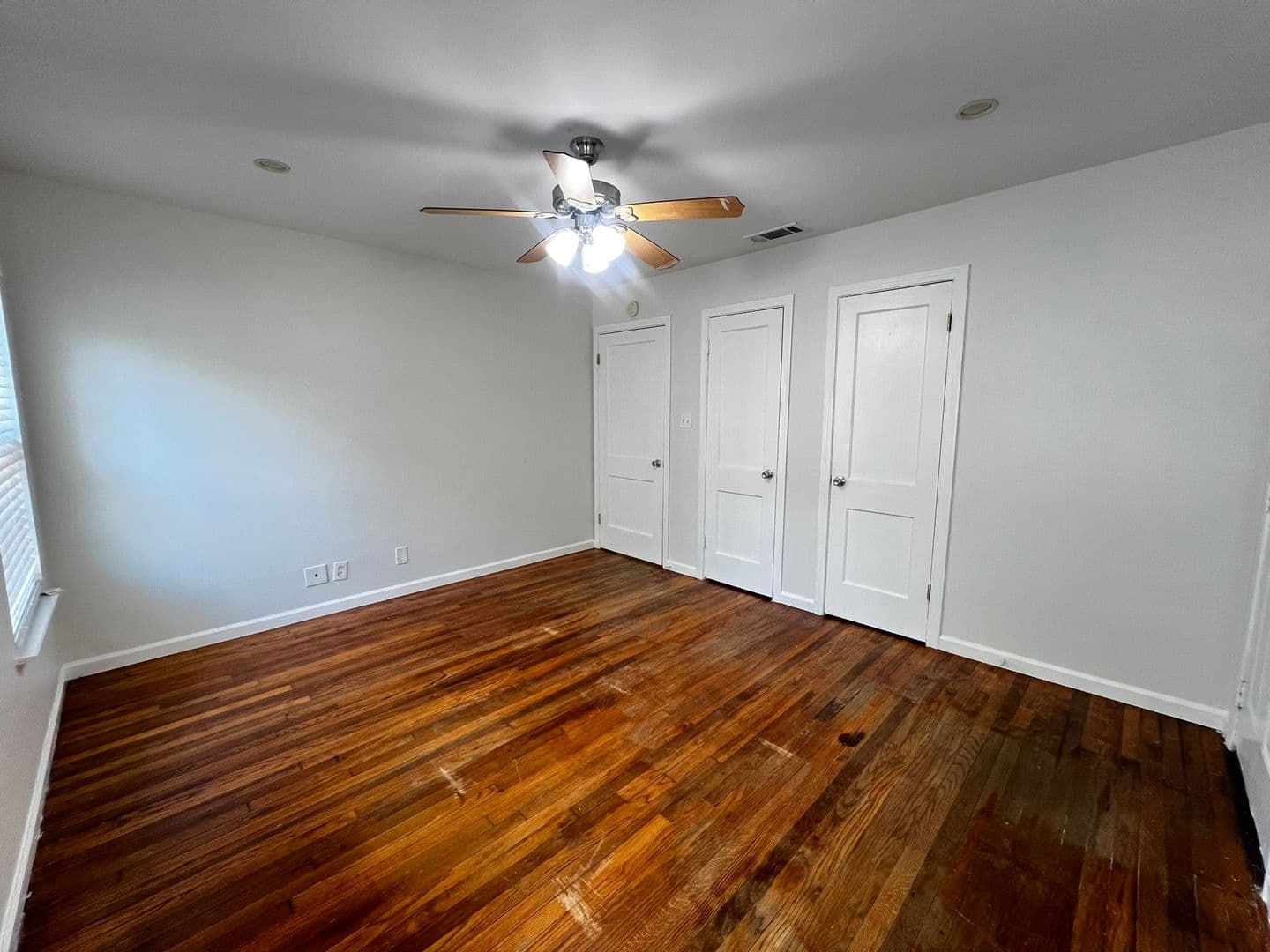 Austin House: 2006 Hamilton Ave
