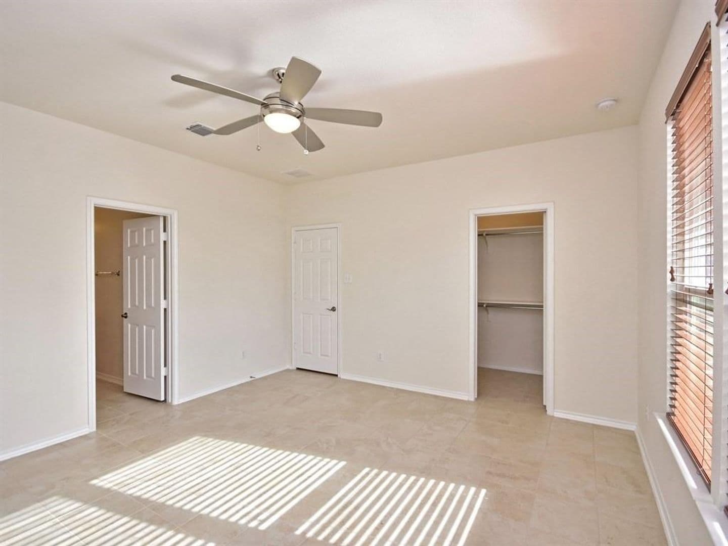 Leander House: 1432 Macfarland Street