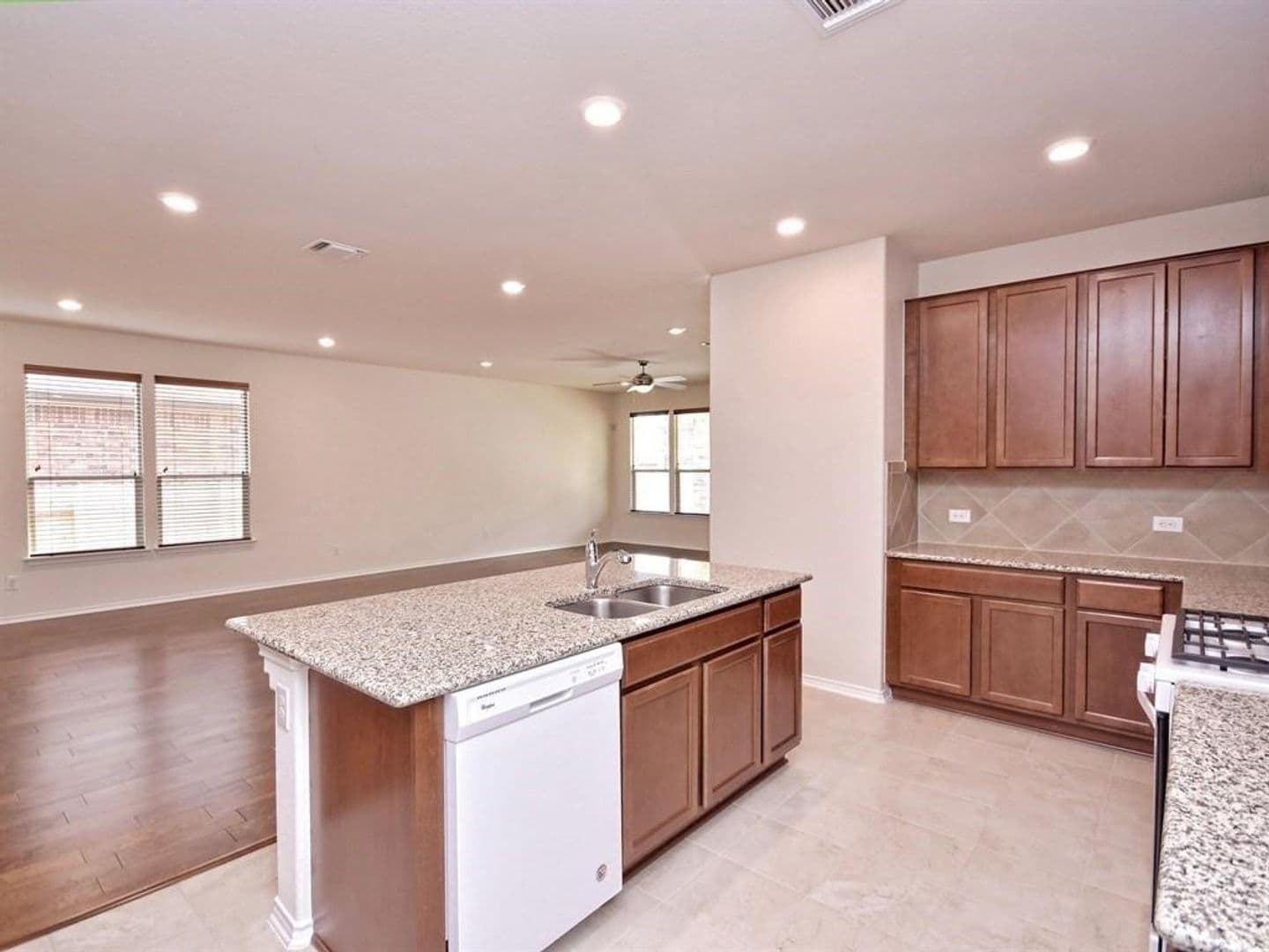 Leander House: 1432 Macfarland Street