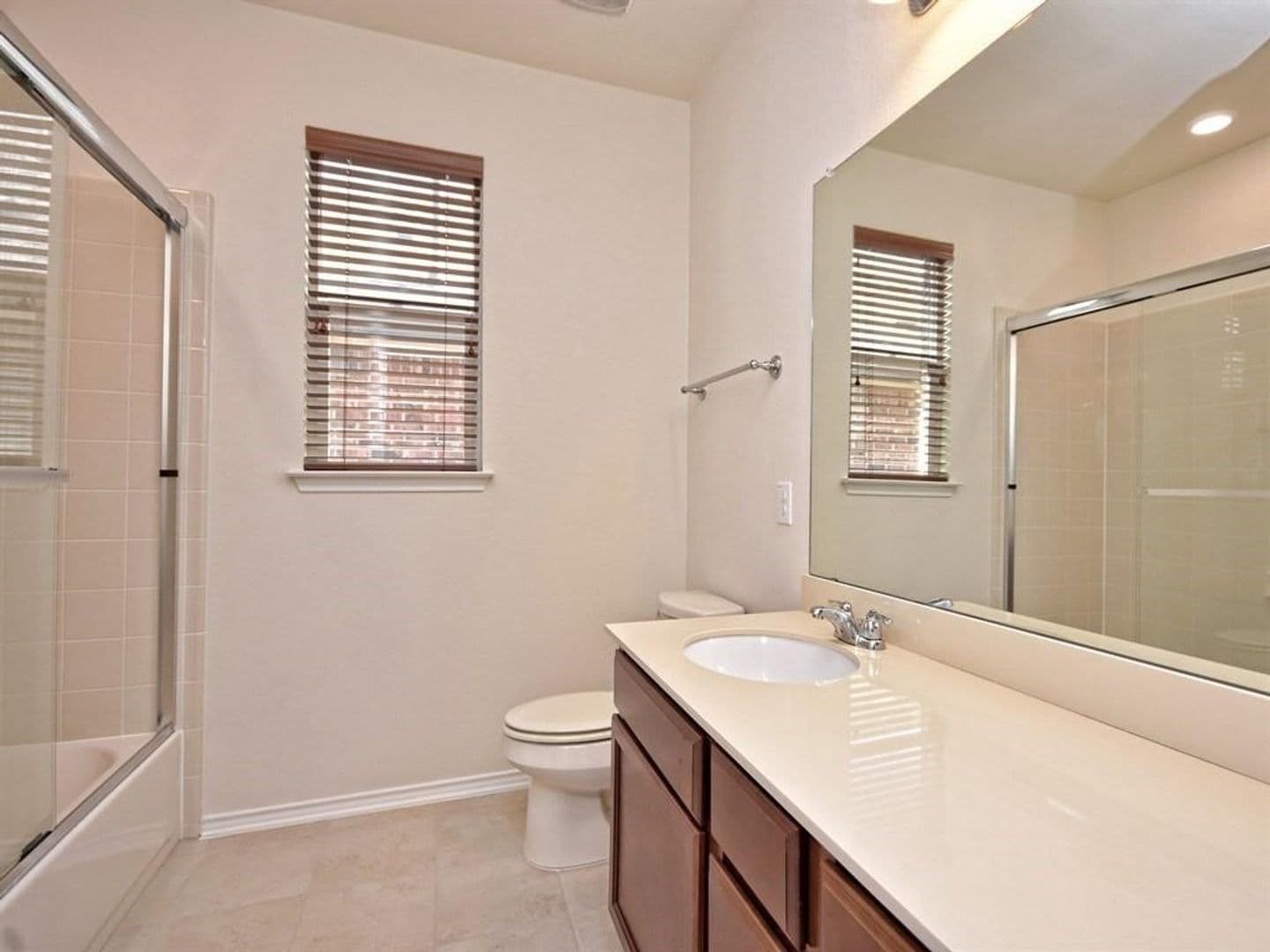 Leander House: 1432 Macfarland Street