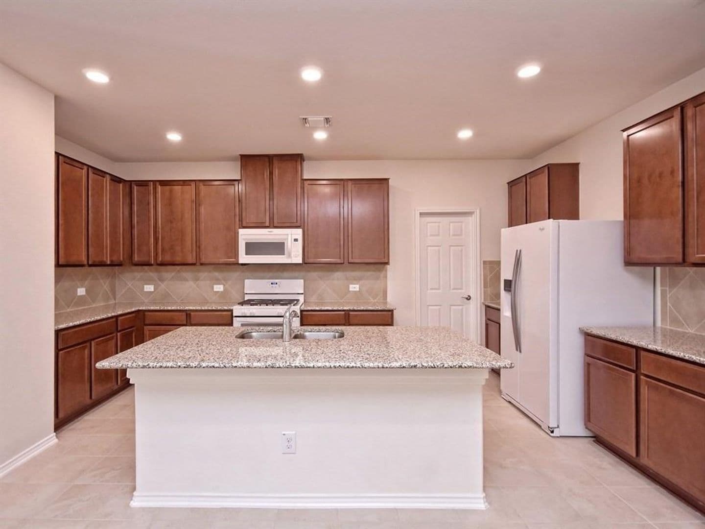 Leander House: 1432 Macfarland Street