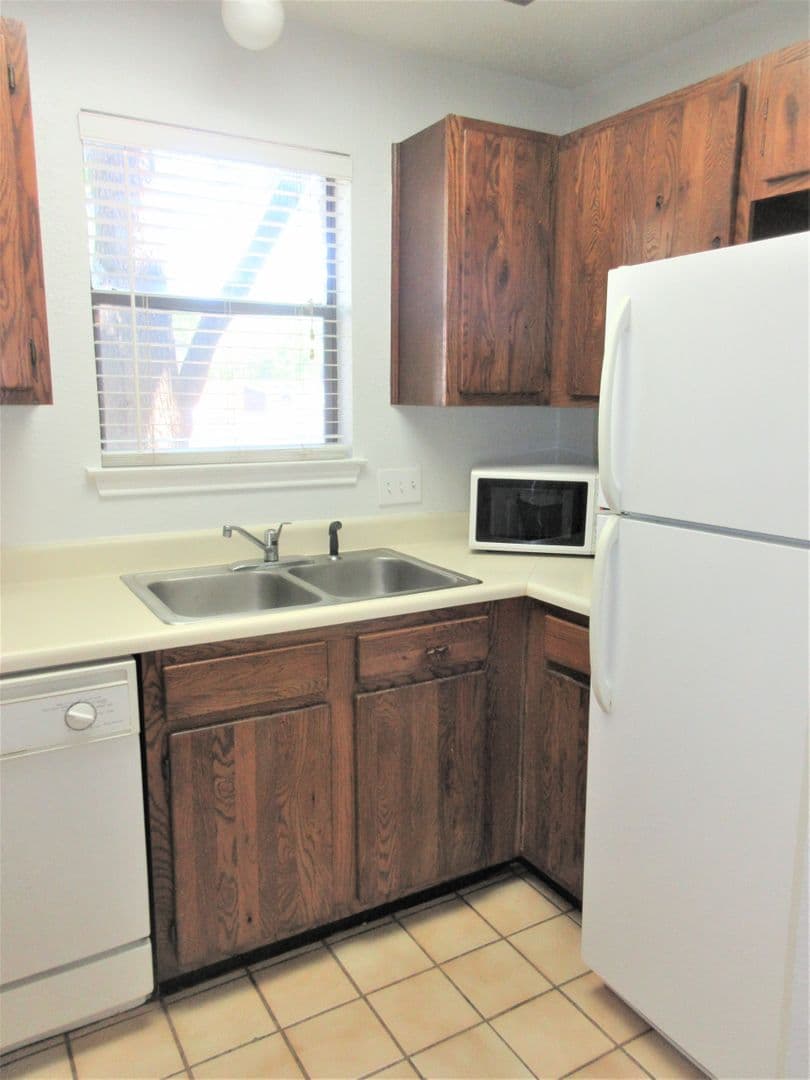 Austin Apartment: 11970 Jollyville Road #111
