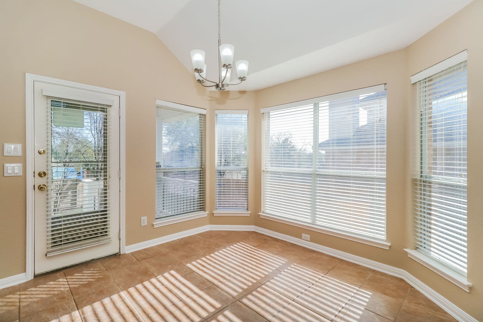 Austin House: 13309 Glacier Falls Ct