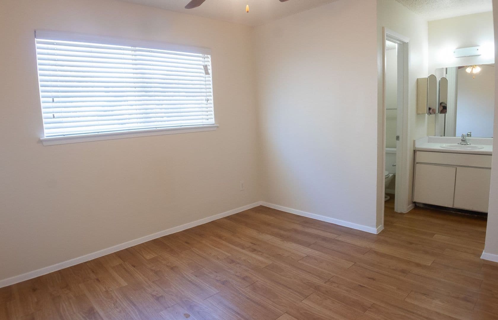 Austin Apartment: 924 E. Dean Keeton Street