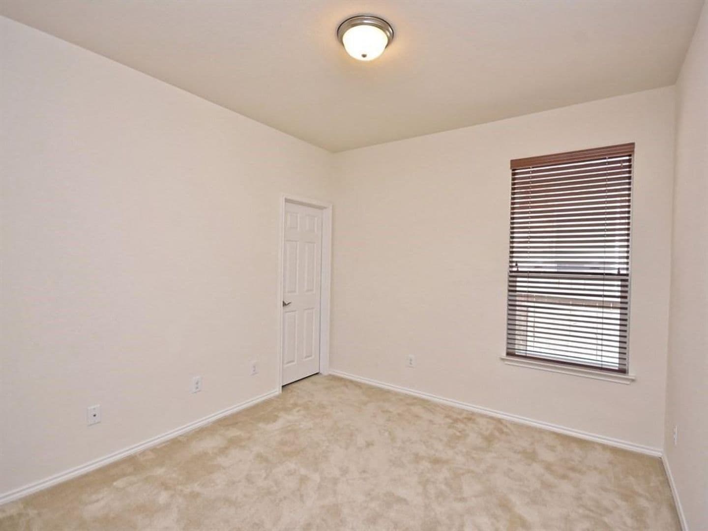 Leander House: 1432 Macfarland Street