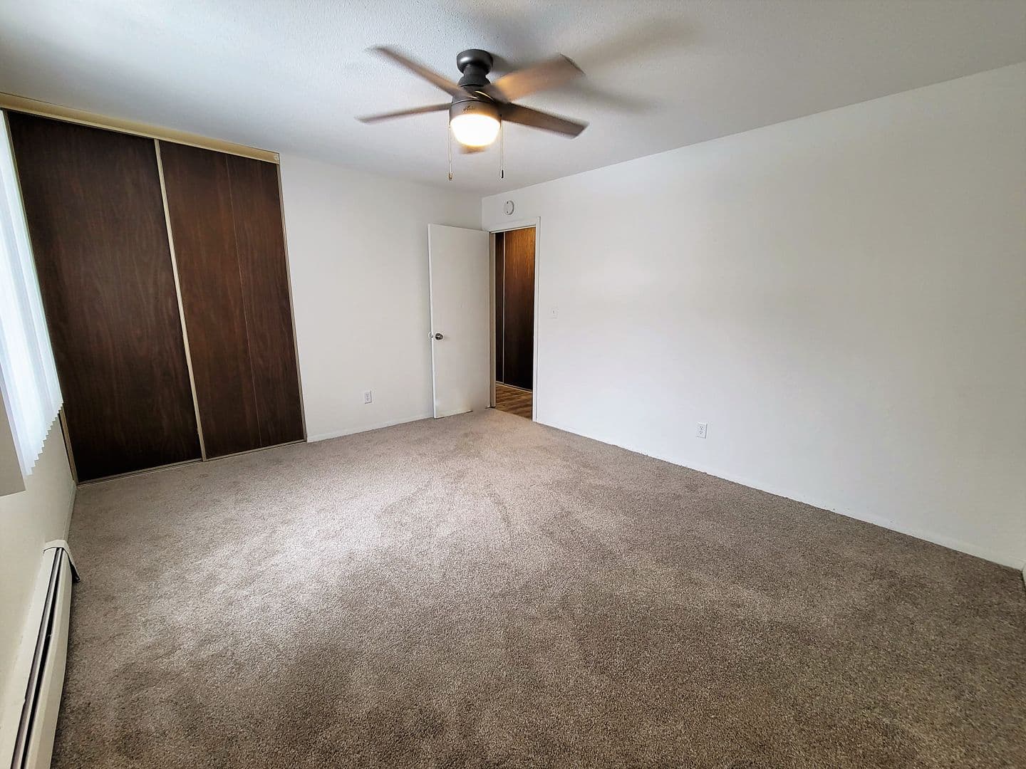 St. Paul Apartment: 761 Como Ave