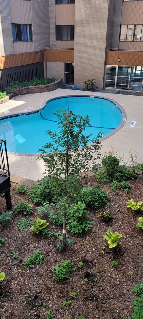 Minneapolis Apartment: 1901 Minnehaha Ave