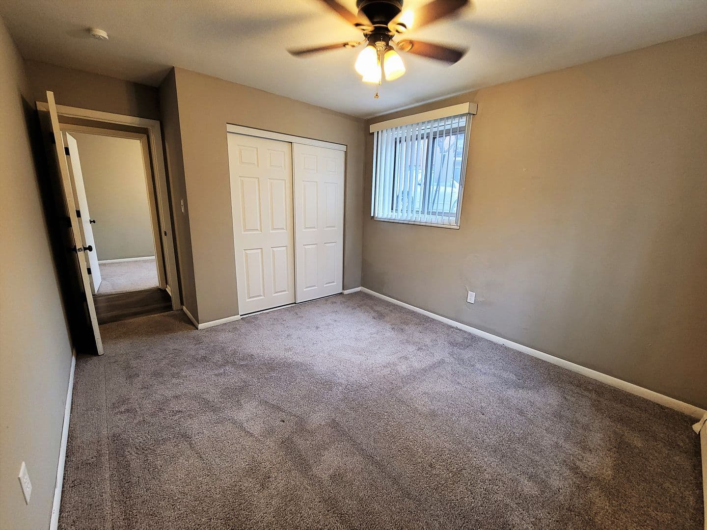 St Paul Apartment: 441 Lynnhurst Ave West