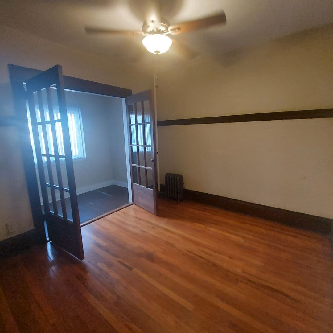 St Paul Apartment: 508 FRY STREET