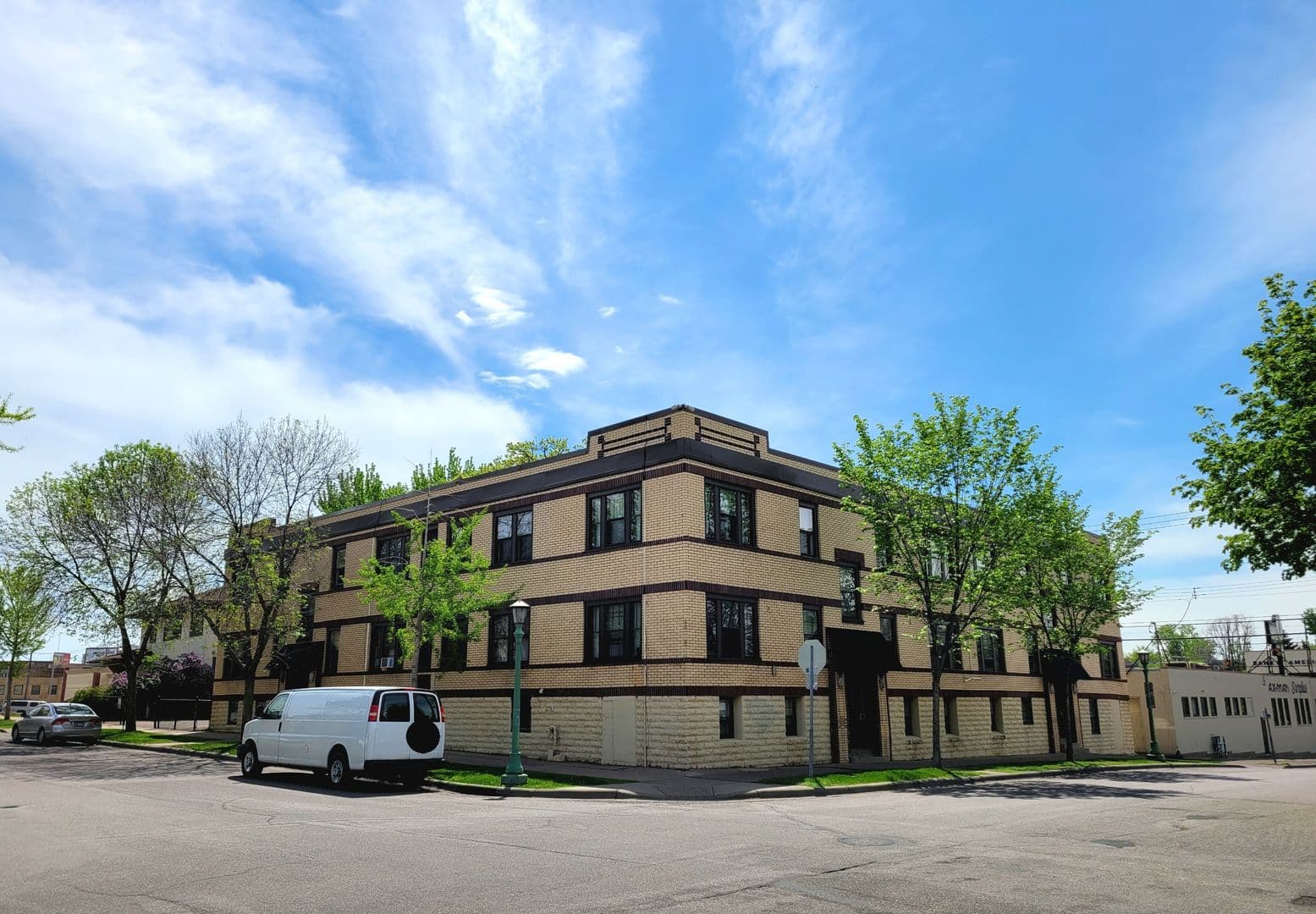 St Paul Apartment: 508 FRY STREET
