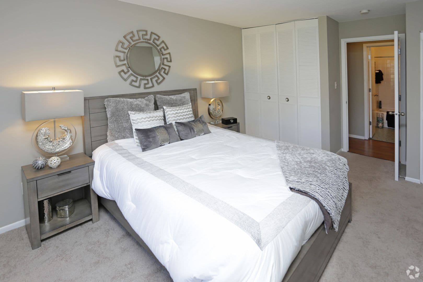 Bloomington Apartment: 8848 Goodrich Road
