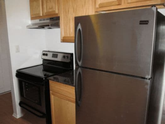Bloomington Apartment: 8848 Goodrich Road