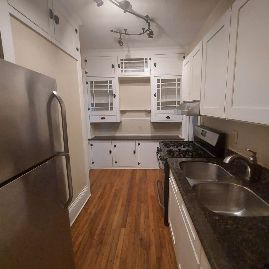 St Paul Apartment: 508 FRY STREET
