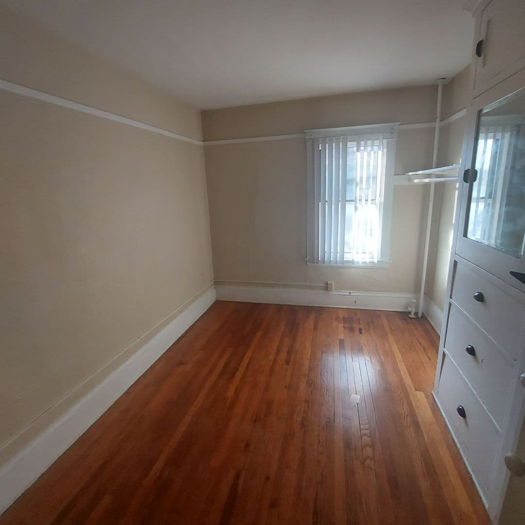 St Paul Apartment: 508 FRY STREET