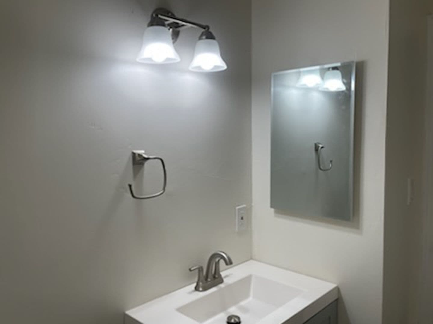 Auburn Apartment: 3581 Town CT