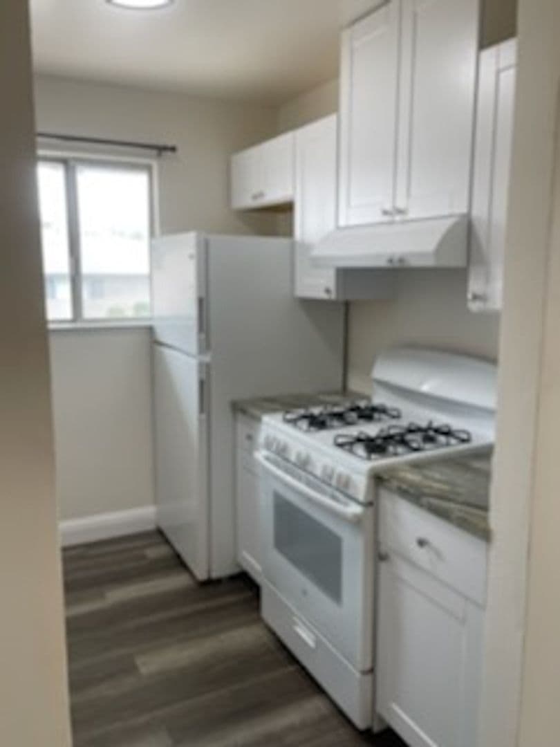 Auburn Apartment: 3581 Town CT