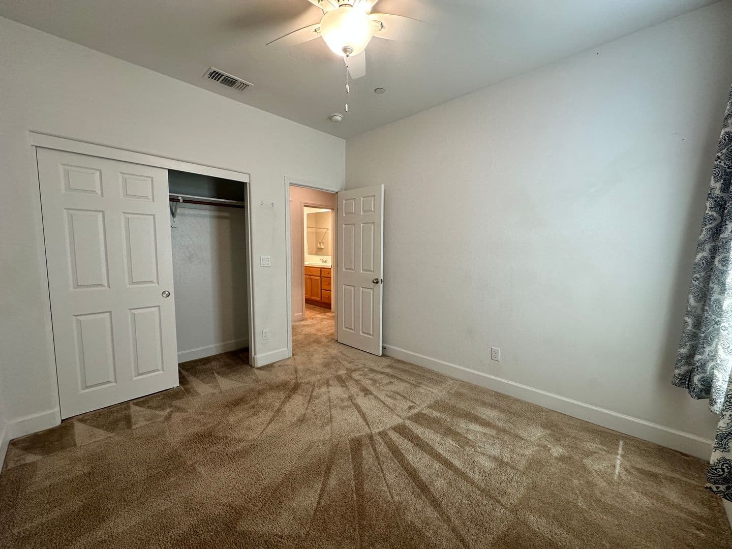 Visalia House: 3215 S Meadowbrook St