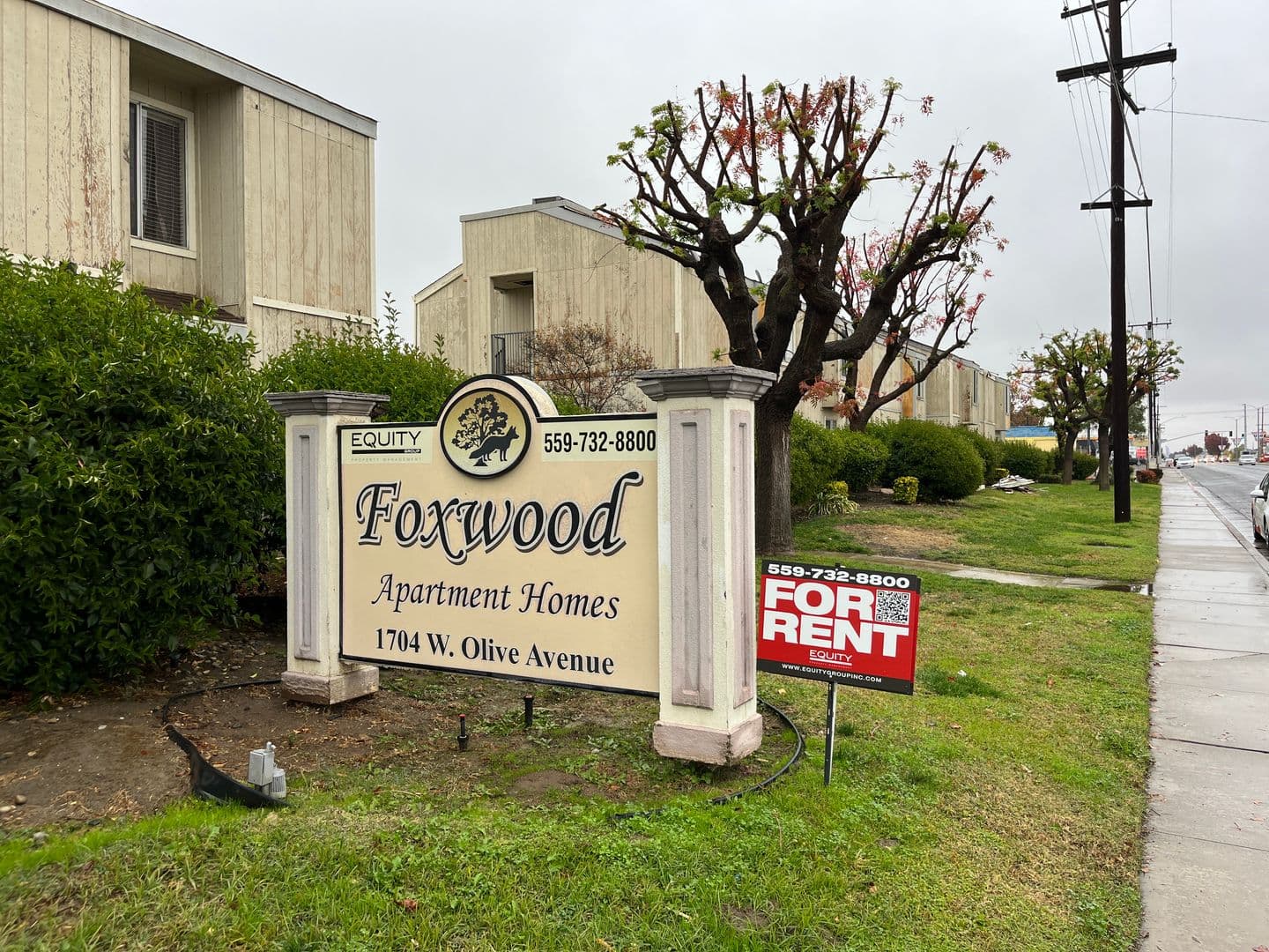 Porterville Apartment: 1704 W Olive Ave