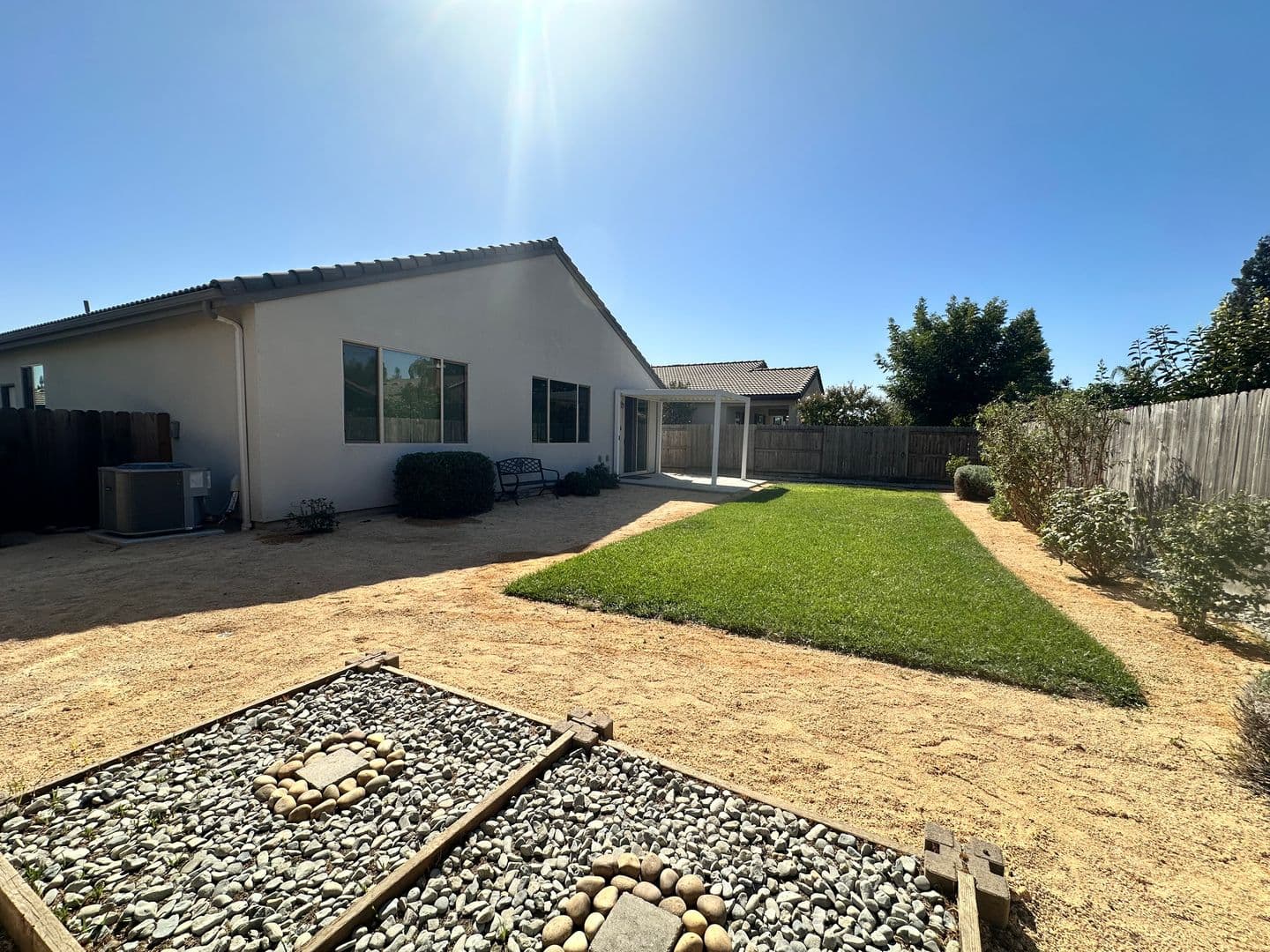 Visalia House: 3215 S Meadowbrook St