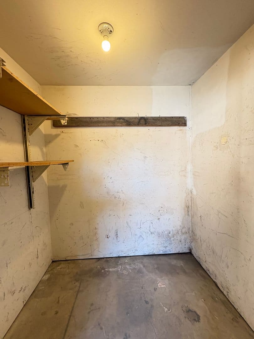Visalia Apartment: 2416-22 South Sallee Street