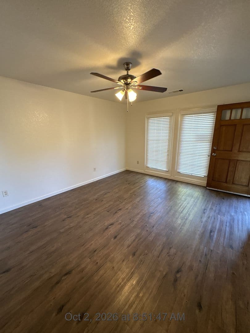 Visalia Apartment: 1324-1330 South Rossmoor