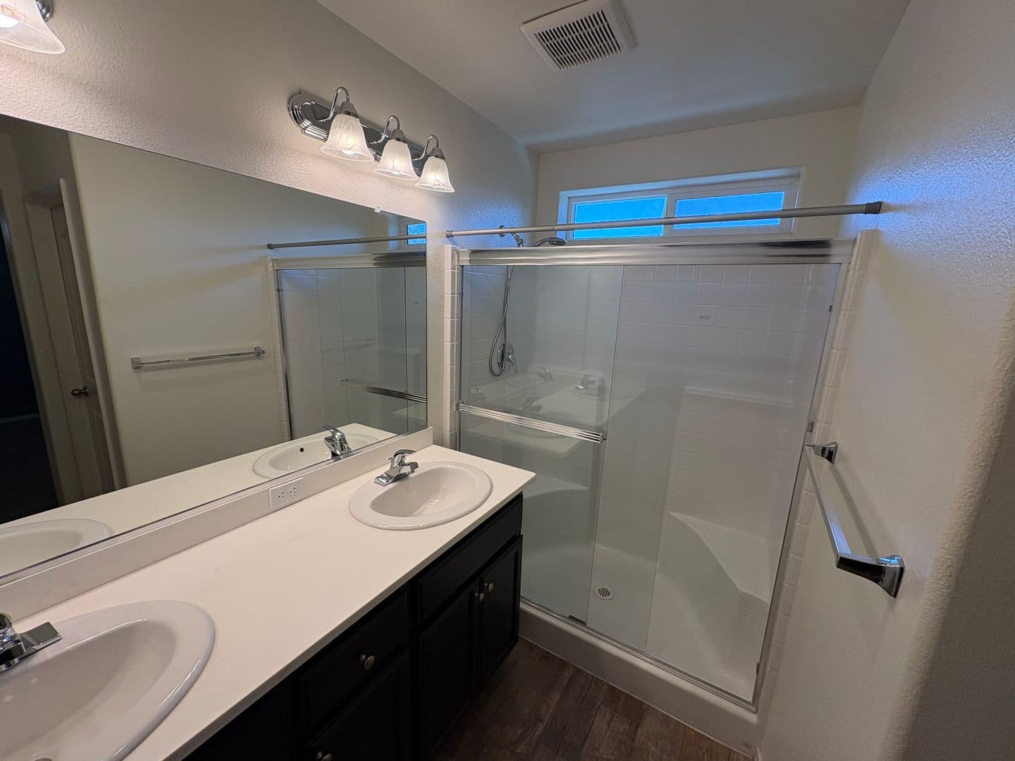 Visalia House: 2113 North Highland Street