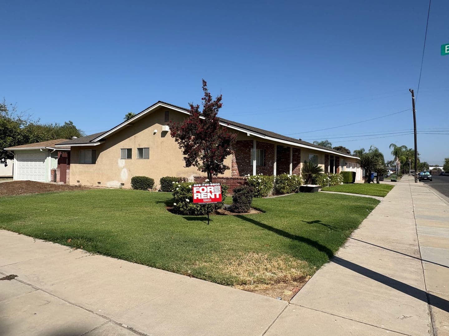 Dinuba House: 341 North Garden Dr
