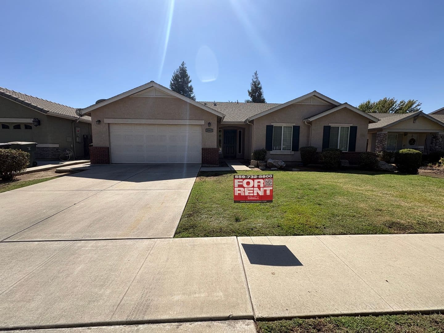 Visalia House: 2967 West Jerome Ave