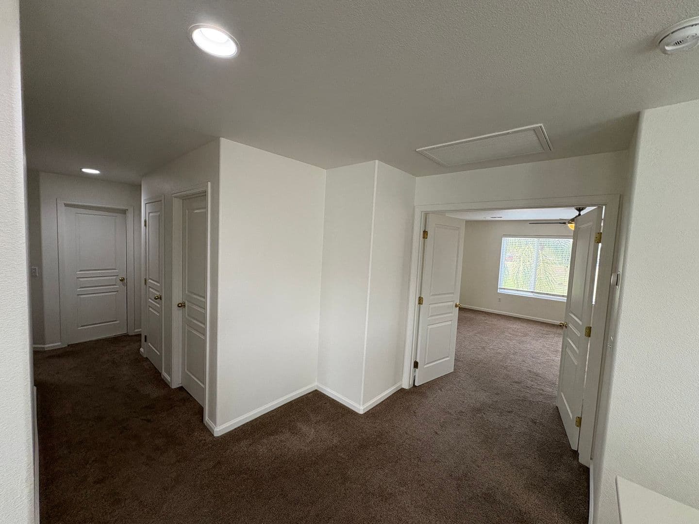 Visalia House: 5928 West Whitley Ave