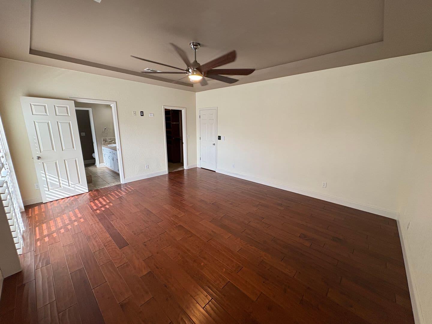 Hanford House: 540 West Birch Ct