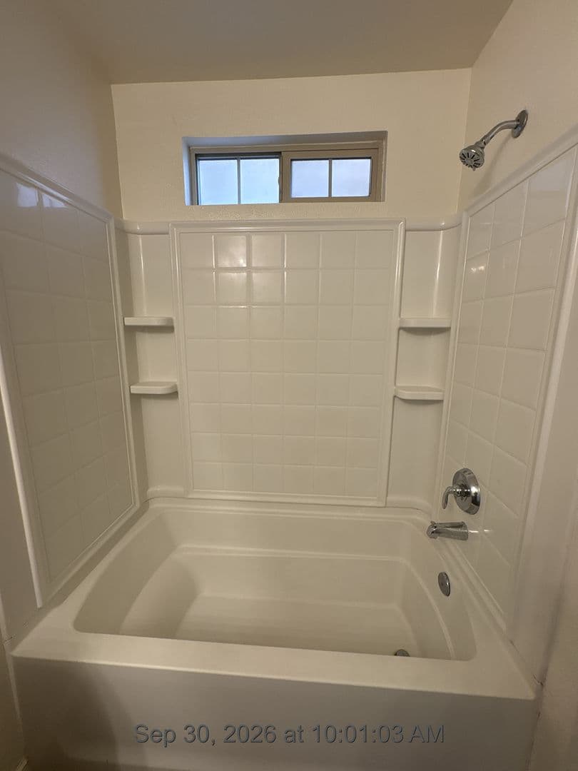 Visalia Apartment: 4203-4349 West Walnut Avenue
