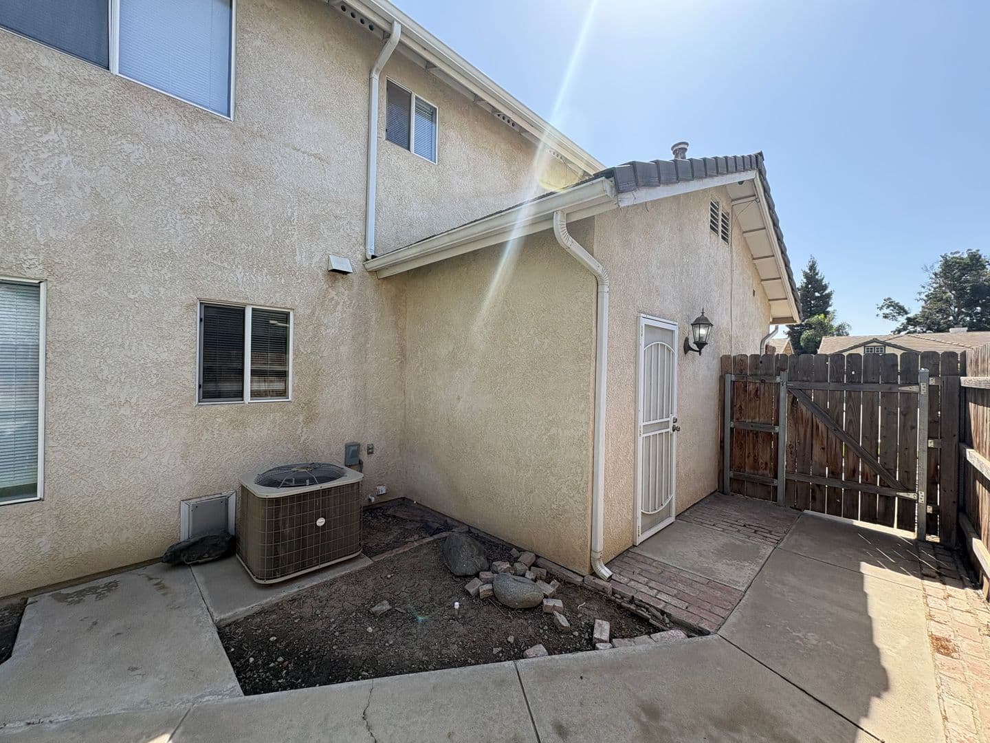 Visalia House: 5730 West Monte Verde Ct