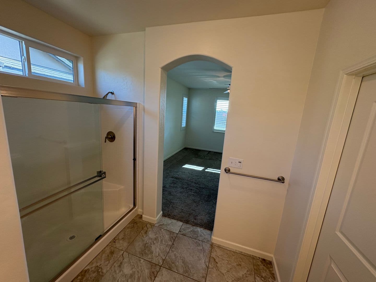Visalia House: 3208 North Rova Ct