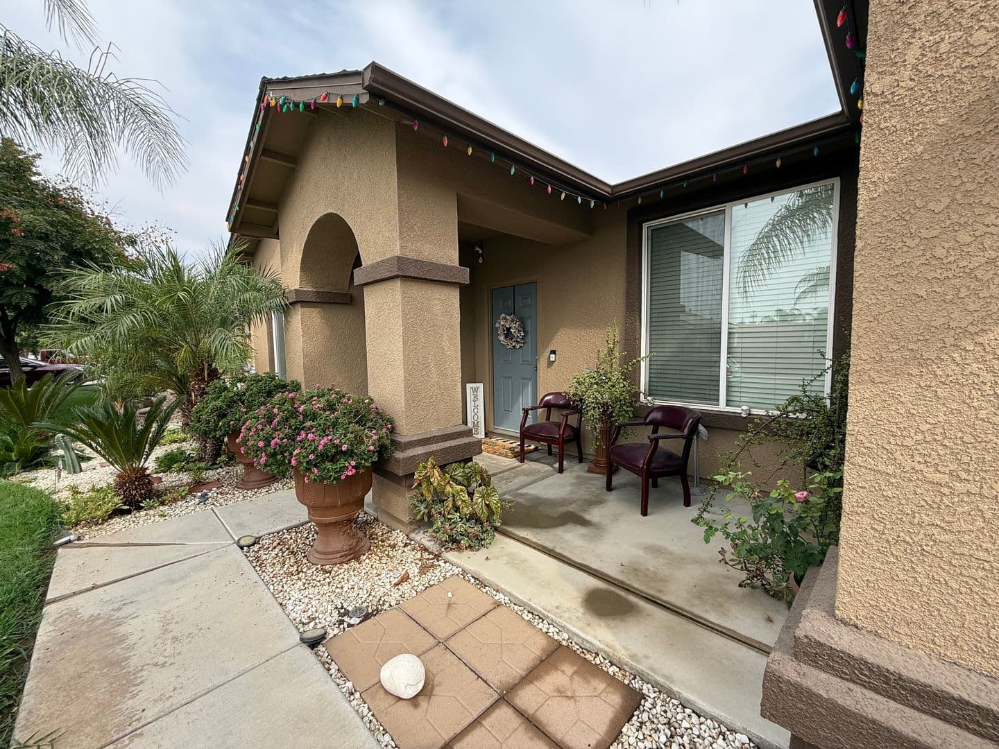 Dinuba House: 1405 Fort Worth Ave