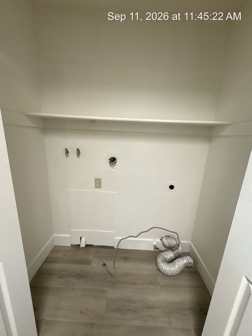 Visalia Apartment: 748 S Goddard  A-D