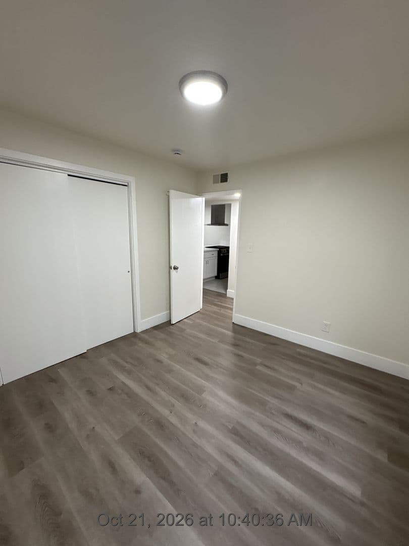 Visalia Apartment: 3521 W Campus Ave -5