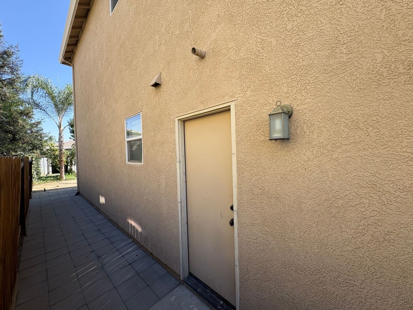 Visalia House: 3116 W Buena Vista