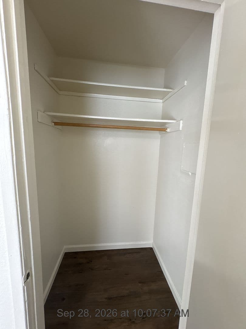 Tulare Apartment: 103-115 West Sonora Avenue