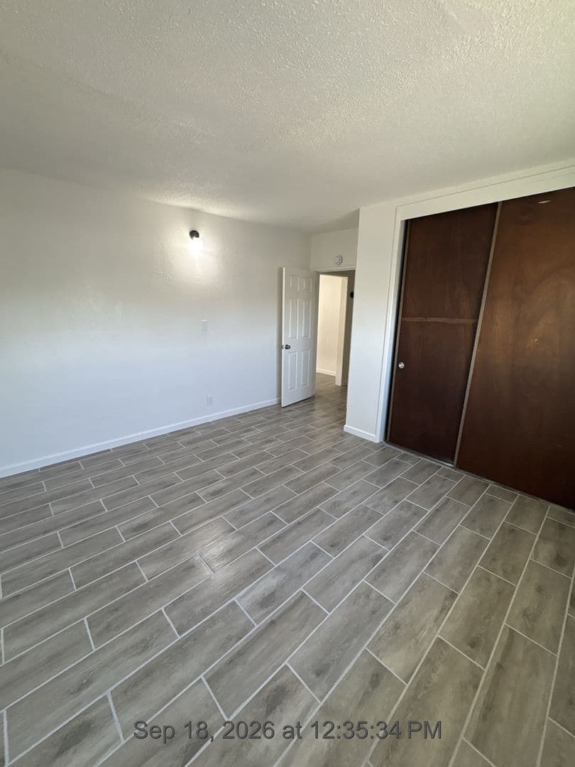 Hanford Apartment: 530-580 S. Richmond Ave