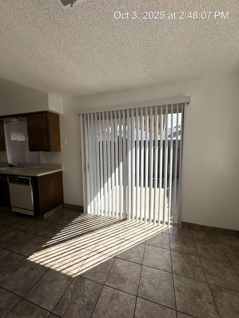 Visalia Apartment: 2724-2728 South Sallee Ct