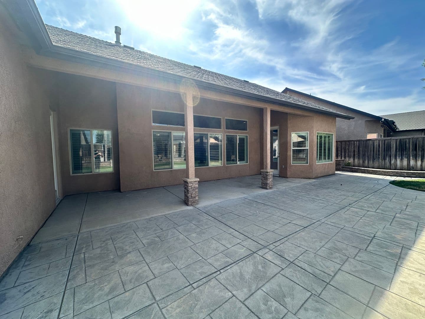 Visalia House: 239 North Preston St