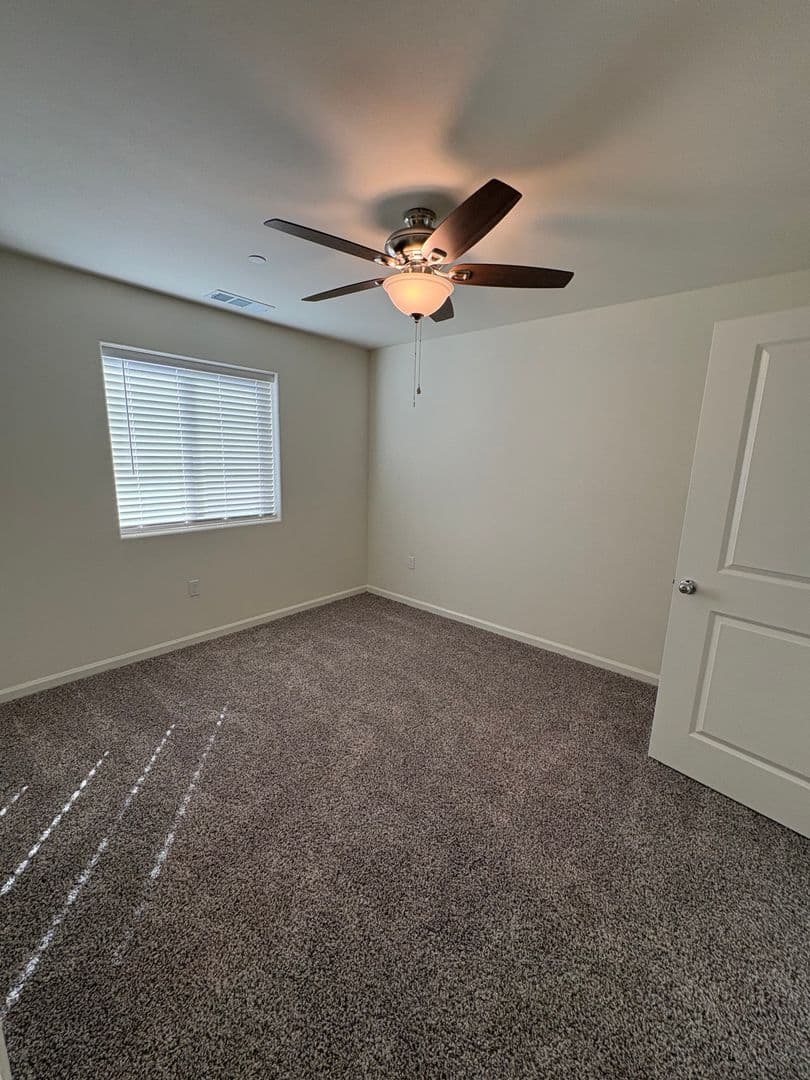 Visalia House: 30643 Marigold Road