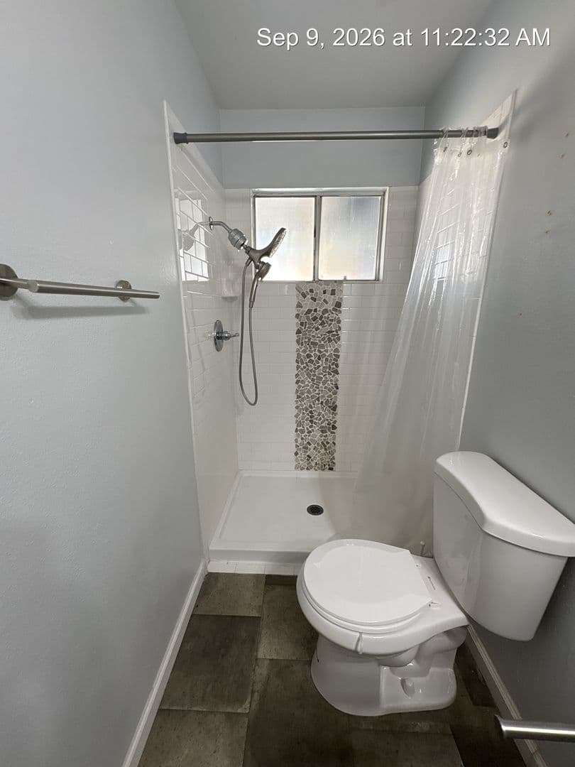 Hanford House: 1105 Freddie  Circle